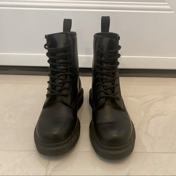 Dr. Martens 1460 Mono Boots